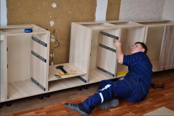 Сборка мебели ИКЕА в Холмске в октябре