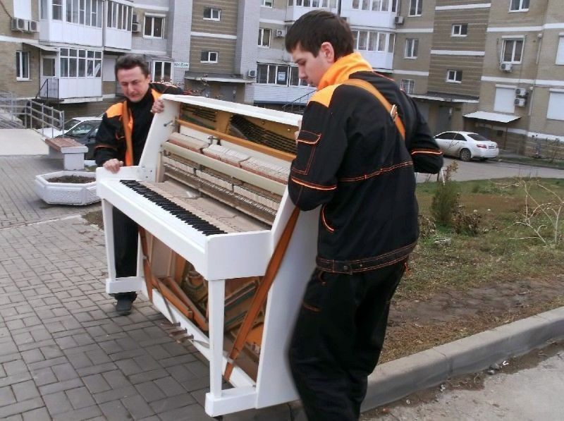 Перевозка пианино и рояля в Холмске — цена от 822 руб., грузчики, упаковка — Мастер24